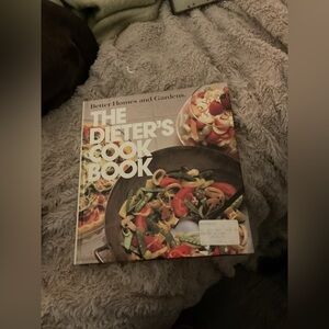 Better Homes and Gardens Colorful Dieter's Cookbook hardcover 1982